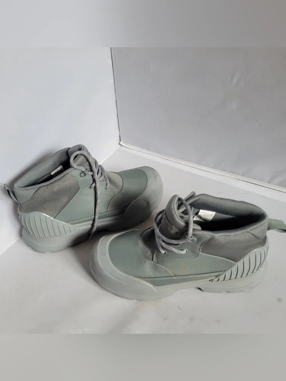 UGG USA Mens Size 11 Neumel X Grey Waterproof Rain Boots Shoes